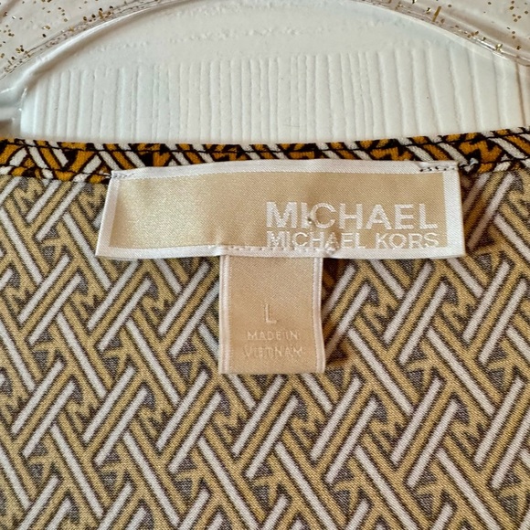 Michael Kors Woman L Knit Tunic Top Gold Chain. - Picture 3 of 3